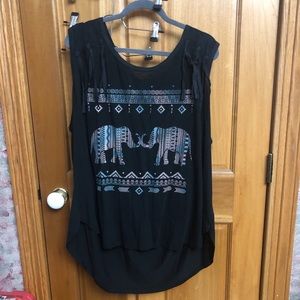Black elephant print tank top